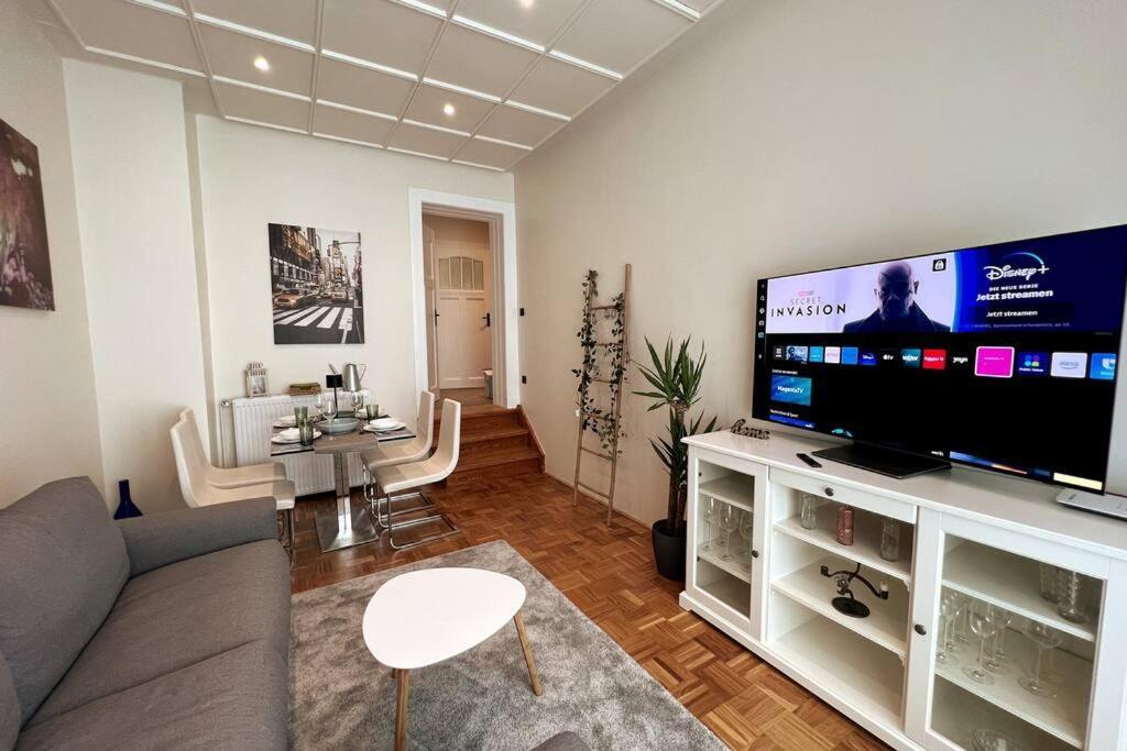 Soul-Apartment Terrasse Privat-Parkplatz Boxspringbett 55Zoll Tv Wlan Leipzig Buitenkant foto