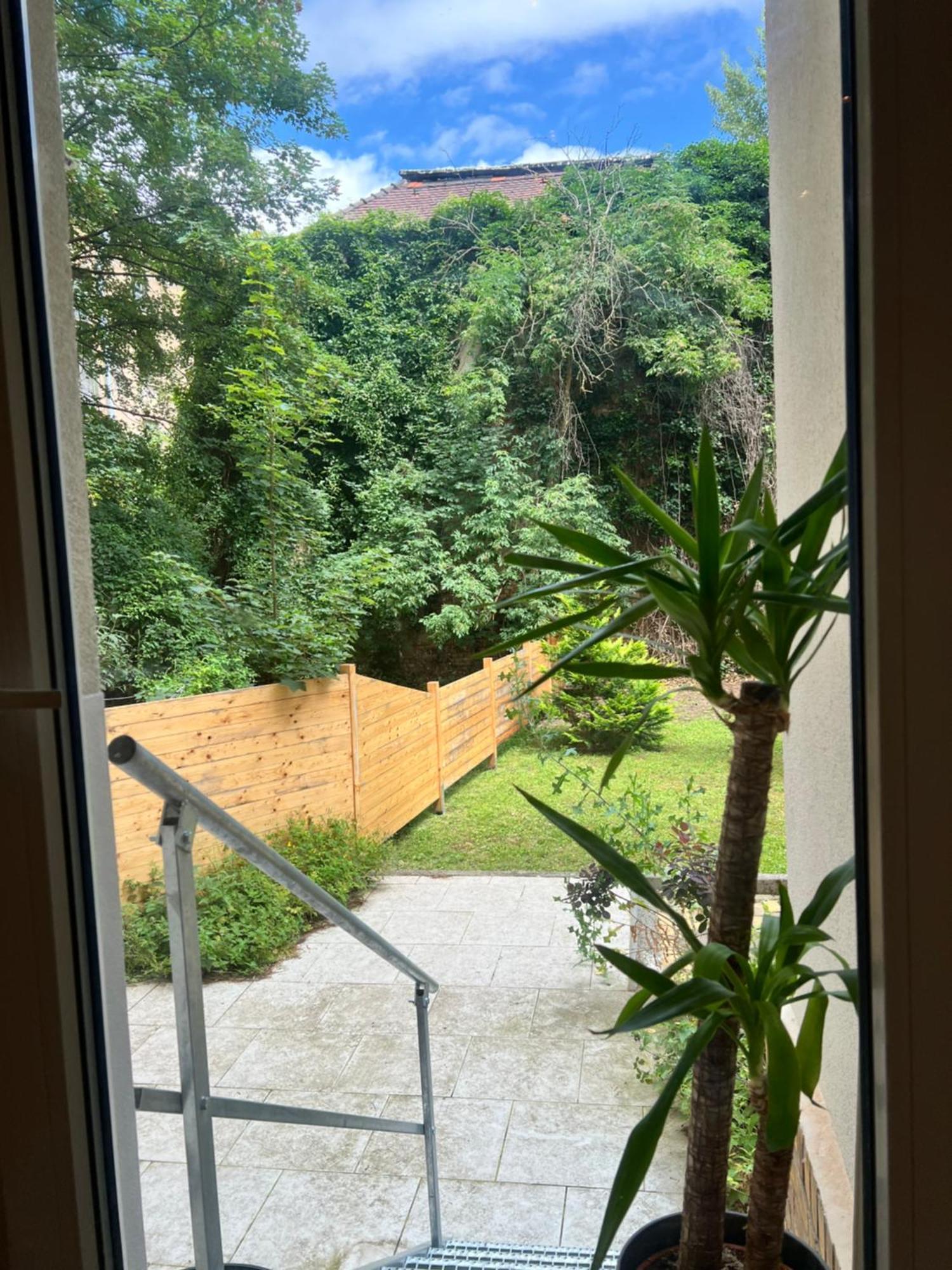 Soul-Apartment Terrasse Privat-Parkplatz Boxspringbett 55Zoll Tv Wlan Leipzig Buitenkant foto
